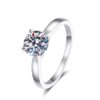 Ladies Round Cut Engagement Ring