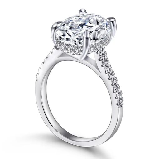 Strapped oval Engagement Ring