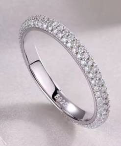 Shimmering Moissanite Band
